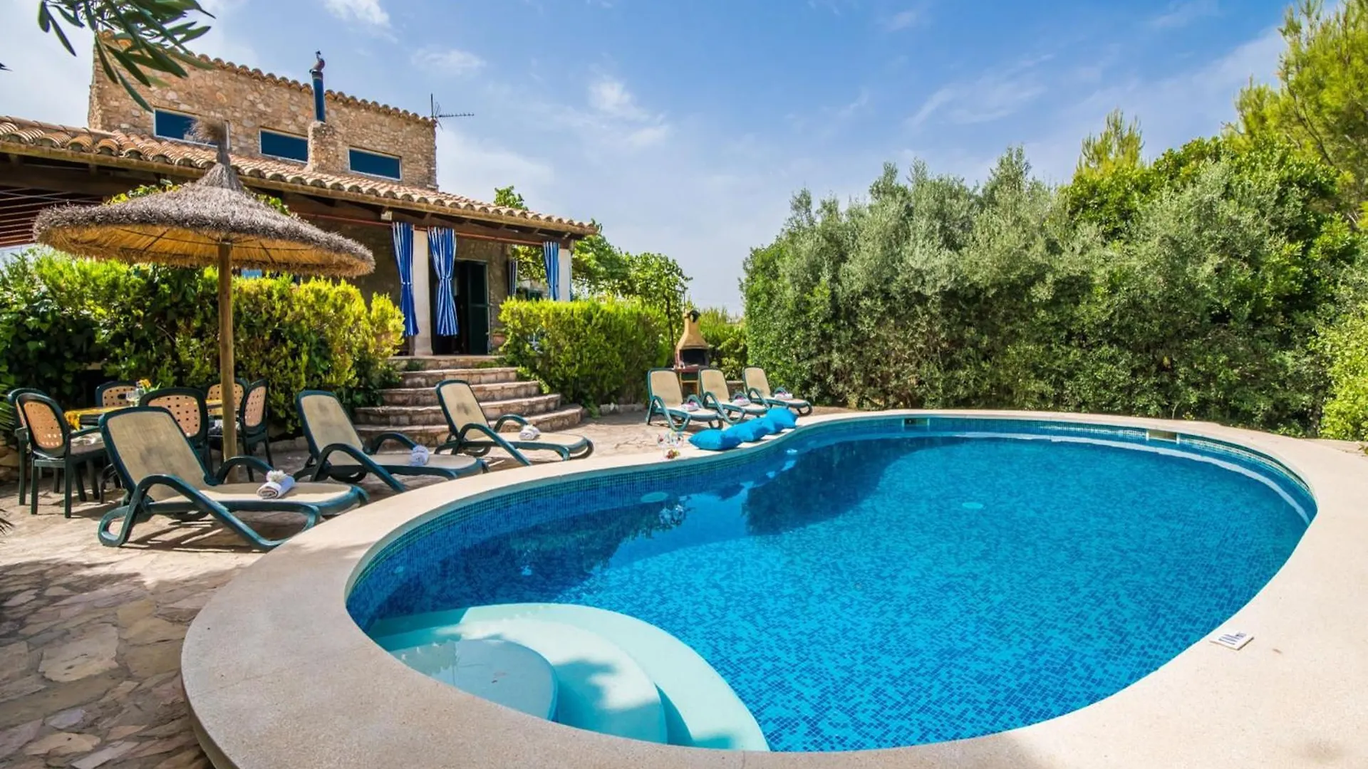 Rustic House With Pool In Mallorca إنكا بيت للعطل