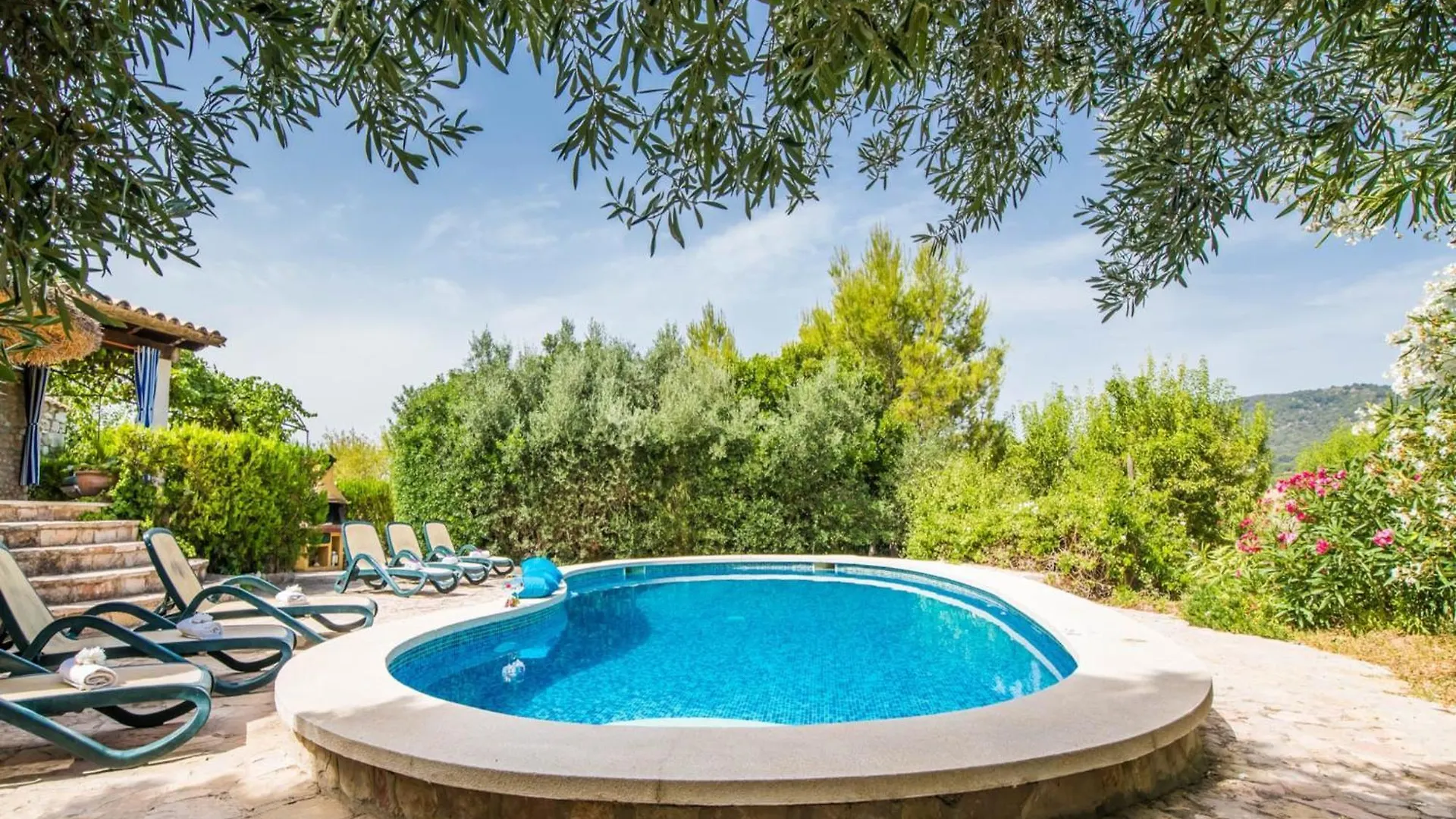 Rustic House With Pool In Mallorca إنكا